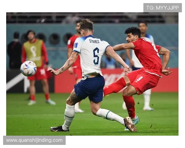 伊朗女足首战虽败犹荣全场喝彩 伊朗女足首战虽败犹荣全场喝彩