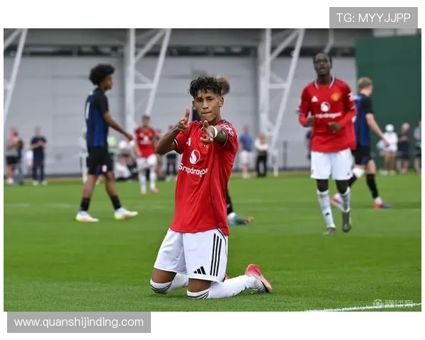 巴萨计划与16岁新星雷巴克续约